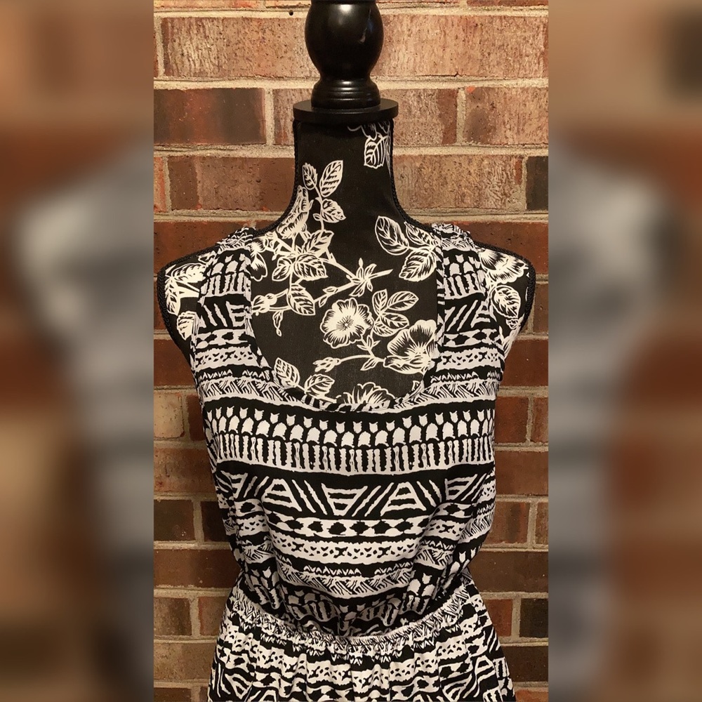 Forever21 Tribal Dress - Picture 4 of 7